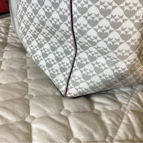 Kate Spade RARE EUC Classic Noel Print weekender tote bag with adjustable strap - Picture 15 of 16